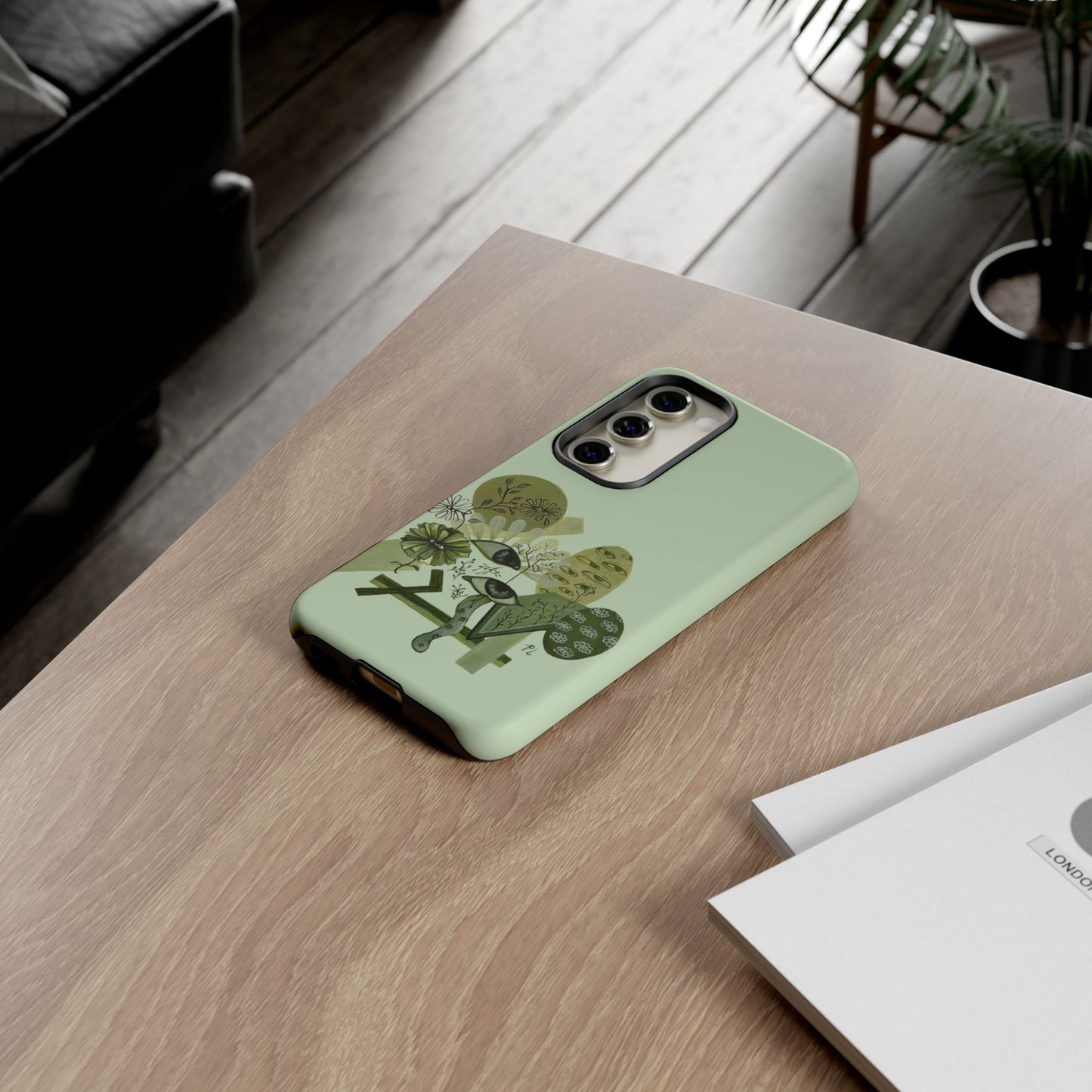 "Ojos Verdes" Phone Case