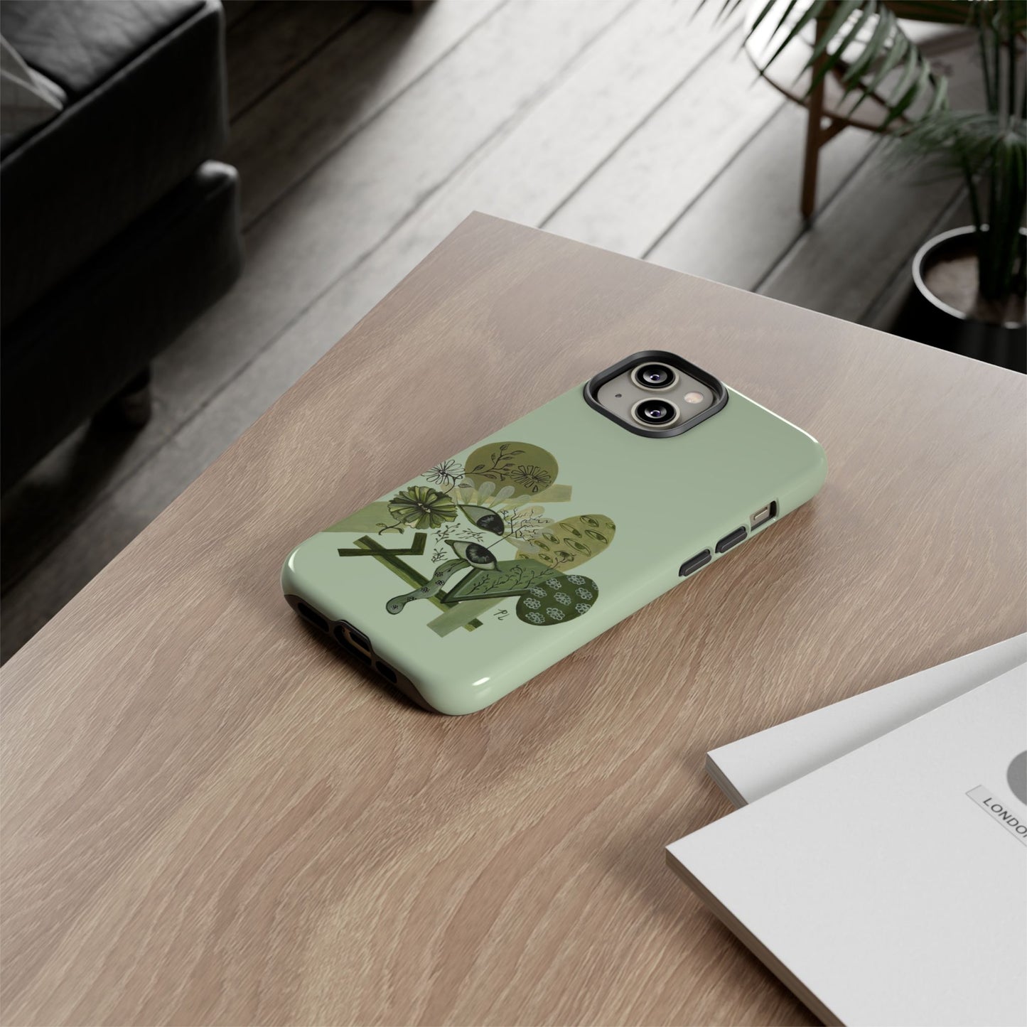 "Ojos Verdes" Phone Case